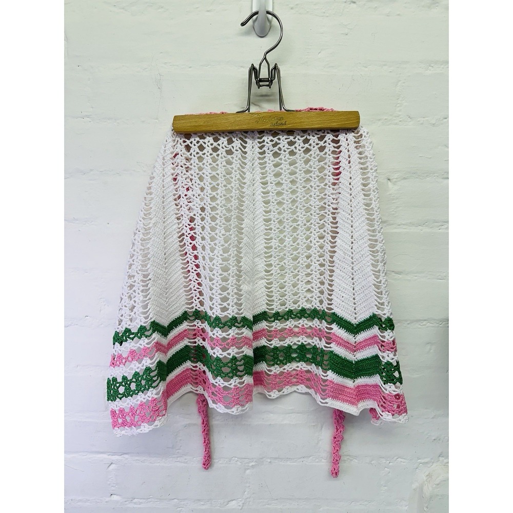 Vintage Hand Crochet Kitchen Apron Cottage Core Granny Tea Party Pink‎ Green
